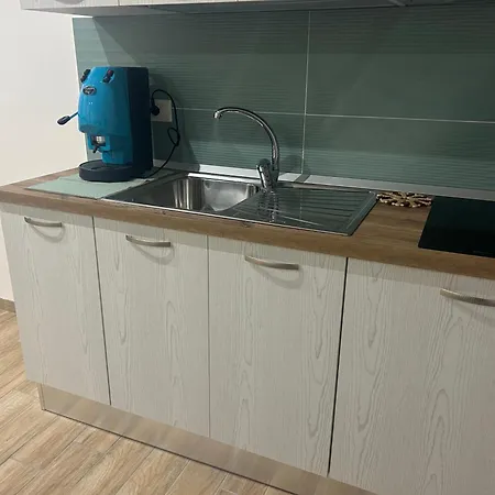 Centro Le Di Giordy E Peppe Νάπολη